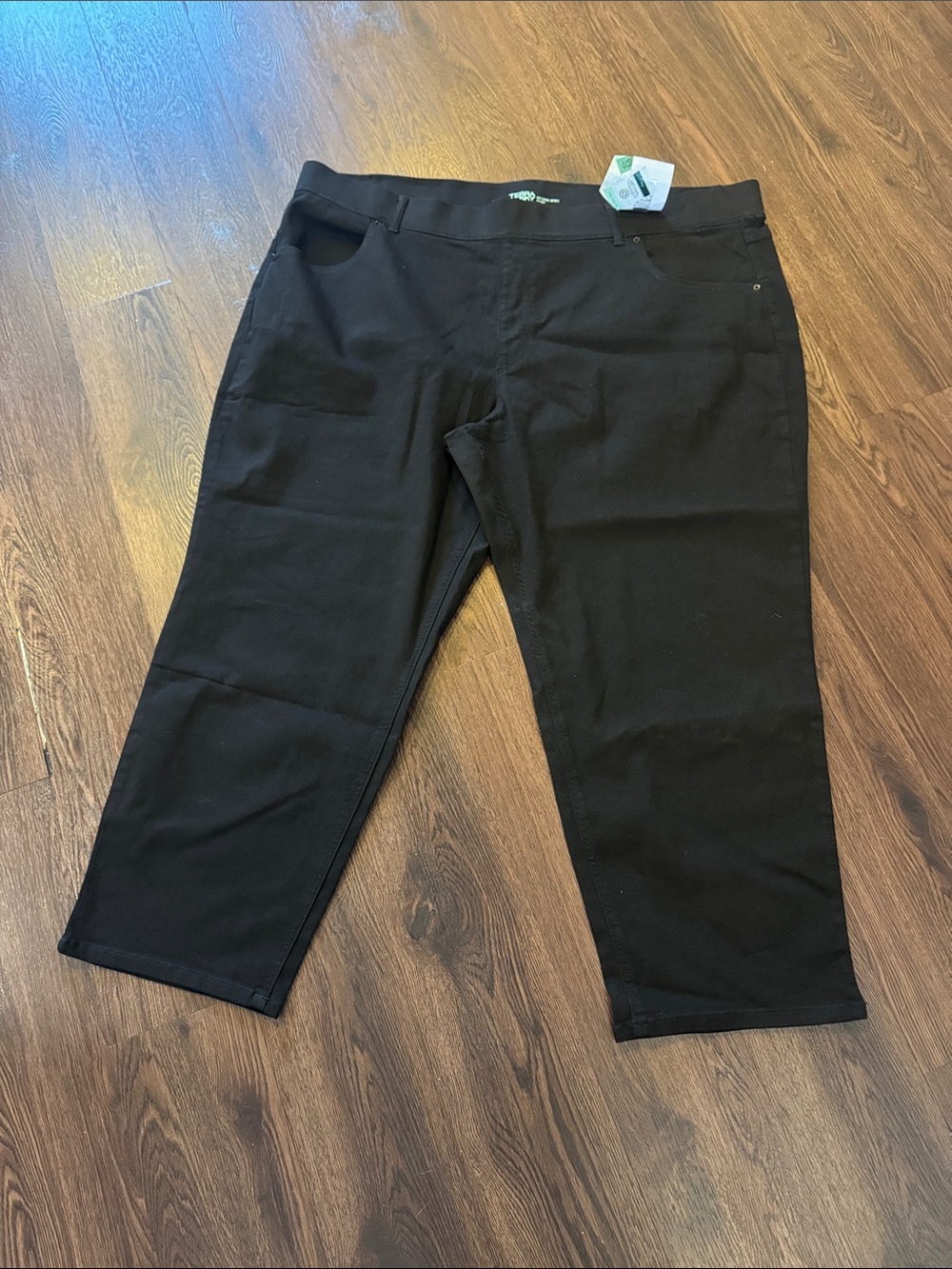 Terra & Sky Black Stretch straight leg pull on pant NWT Sz 4X